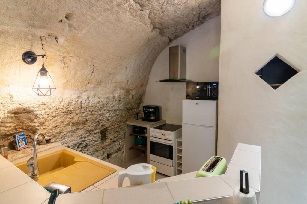 Maison Troglodytique Doue La Fontaine Экстерьер фото