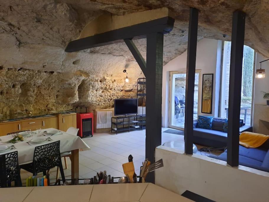 Maison Troglodytique Doue La Fontaine Экстерьер фото