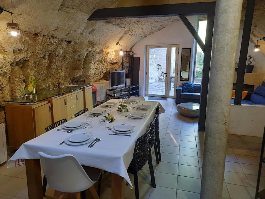 Maison Troglodytique Doue La Fontaine Экстерьер фото